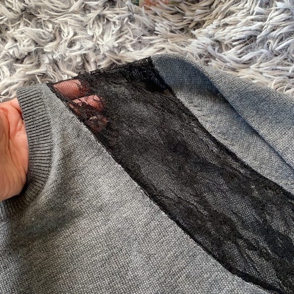 ANNETTE Gray and Black Lace Long Sleeve Sweater Size Large - Picture 4 of 12